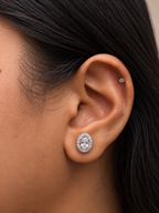 OVAL ZIRCON STUD